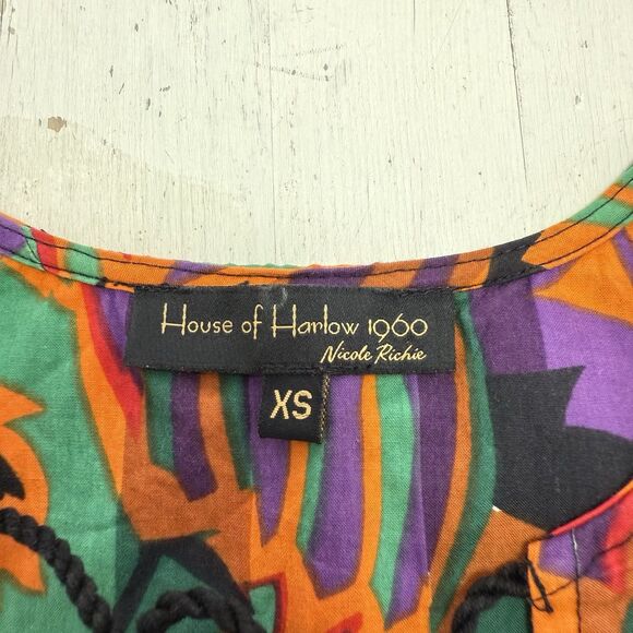 House of Harlow 1960 Top Blouse XS Vibrant Orange Green Ruffle Cap Sleeves - Picture 8 of 10